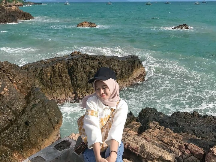 Keunikan Pantai Marina Lampung